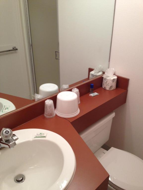 Cozy Cove Beachfront Resort Inn Lincoln Quarto foto